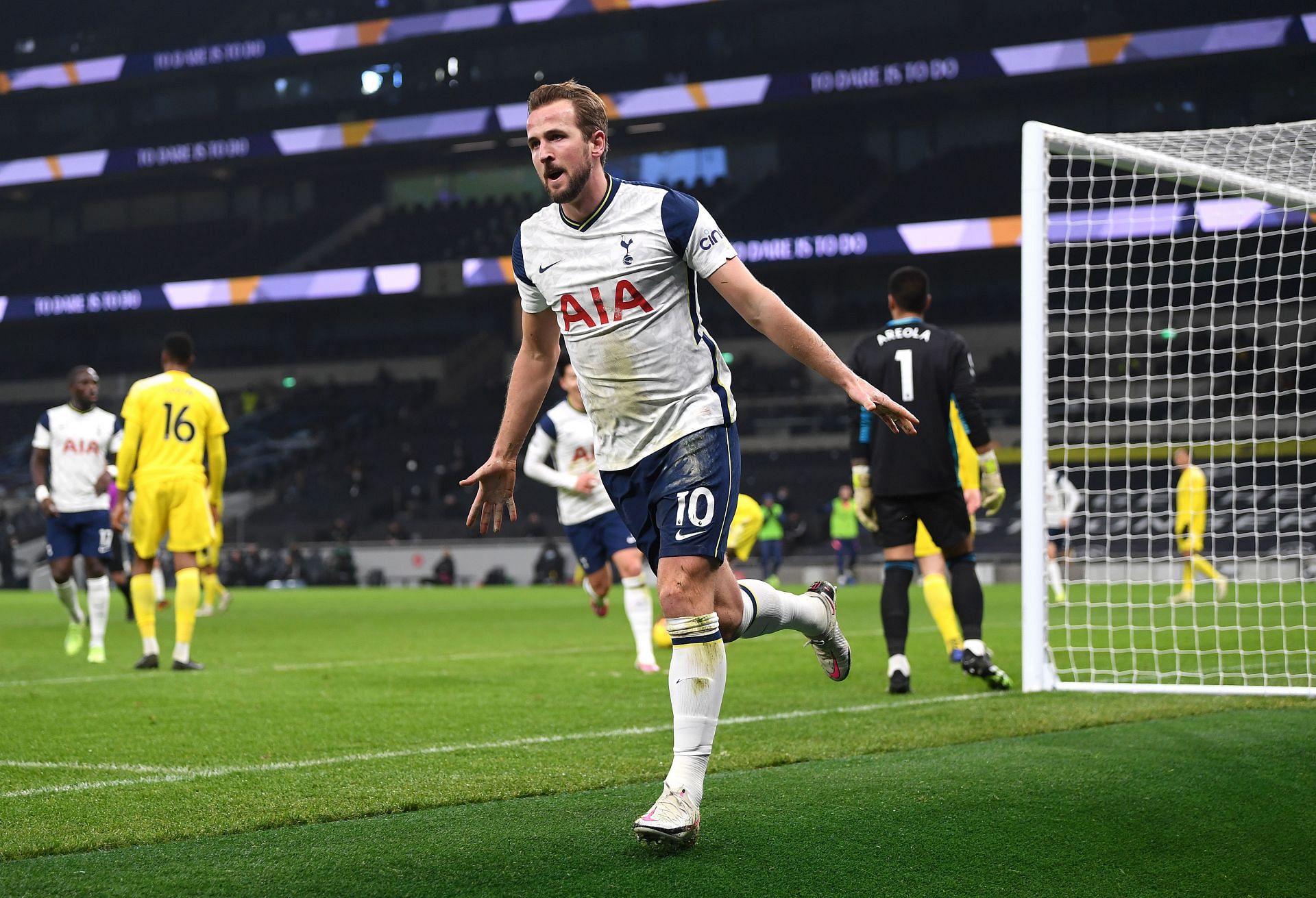 Tottenham Hotspur's Harry Kane in action